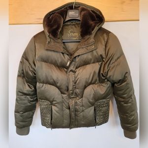 Aritzia Talula Zip Up Puffer Down Duck Feather Jacket Size L